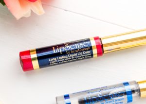 Lip stain 18 hour wear and waterproof